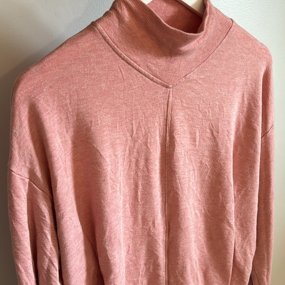 Athleta pink oversized sweater. - Picture 2 of 8